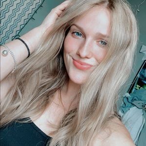 Meet your Posher, Makenzie